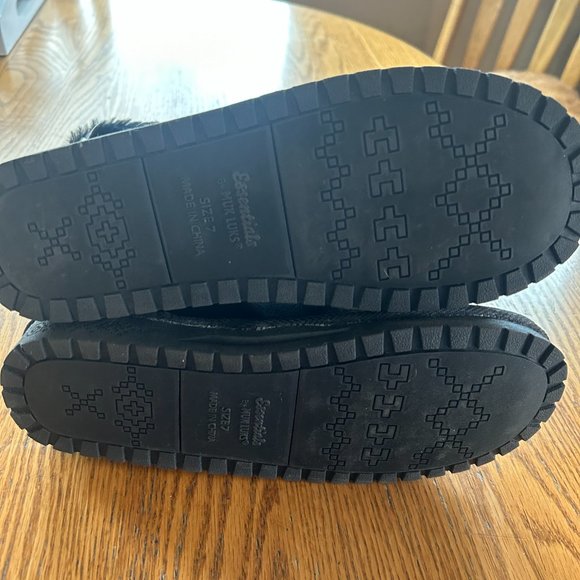 Essential by Muk Luks womens boots Sz 7 - Picture 3 of 6